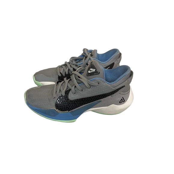 freak 2 particle grey